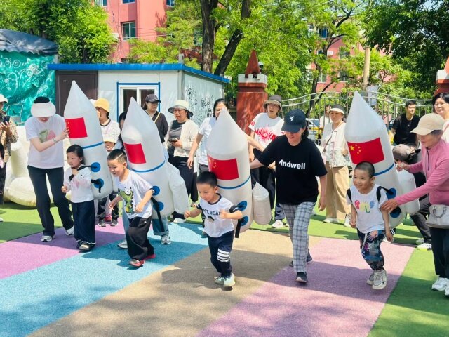扎实推进学前教育普惠提质攻坚行动，把学前教育民生实事办细办实。
