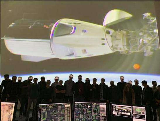 美国载人版“龙”飞船将返地球 7月将进行首次真人飞行_邵商网
