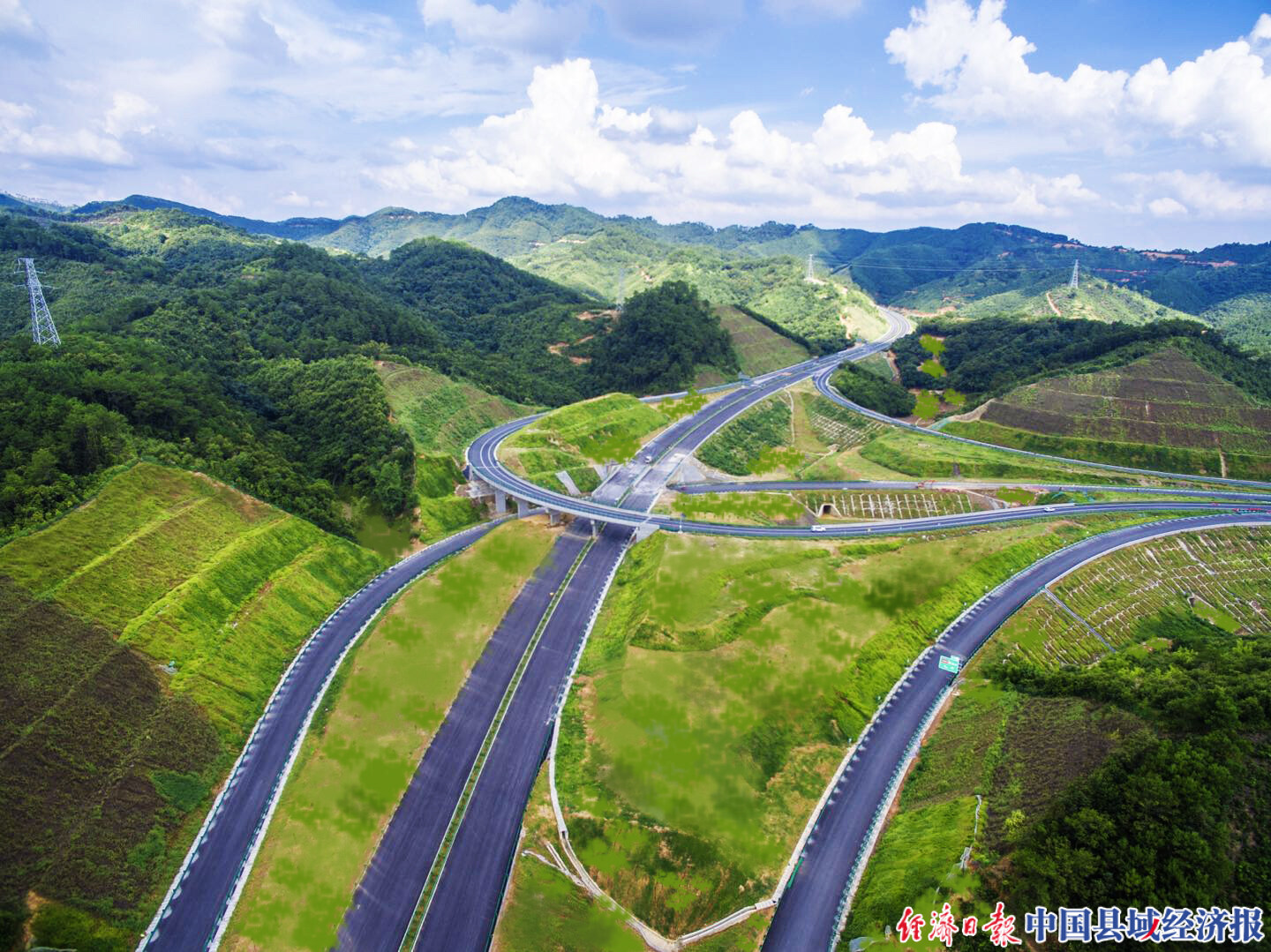 甘肅民企西部中大投建桂梧州環城高速通車