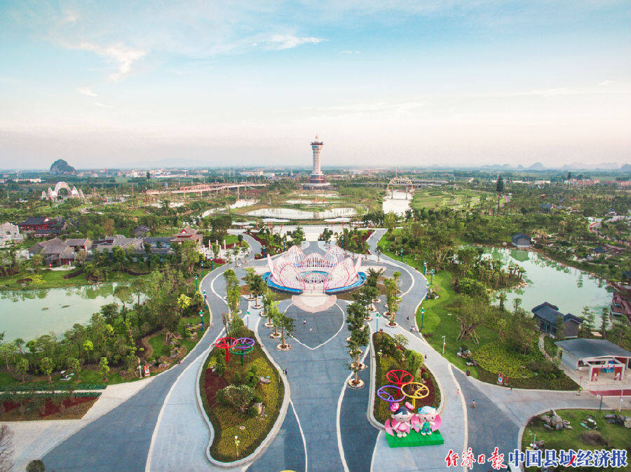 第32届全国荷花展览在广西贵港芳香开幕